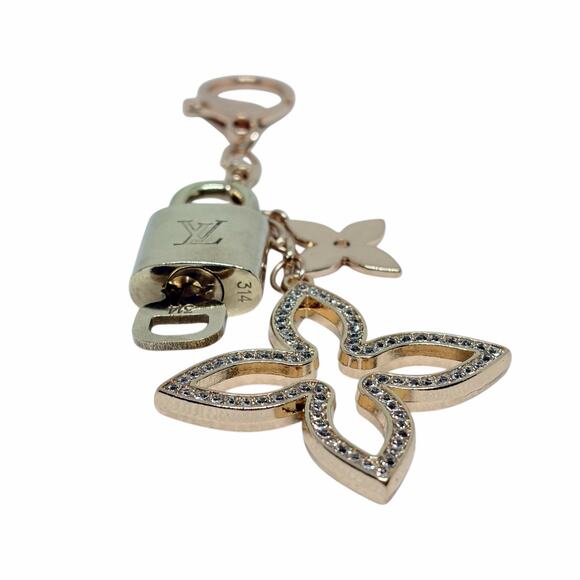 Louis Vuitton Lock & Key Set #314 w/ a Black/Rhinestone Clover Charm Keychain - Picture 4 of 6